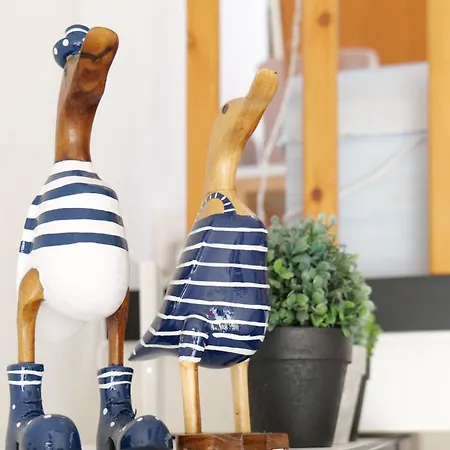 Renove Avec Gout Et Idealement Situe A Deux Pas Du Remblai * Les Sables-dʼOlonne