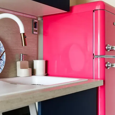 Renove Avec Gout Et Idealement Situe A Deux Pas Du Remblai *