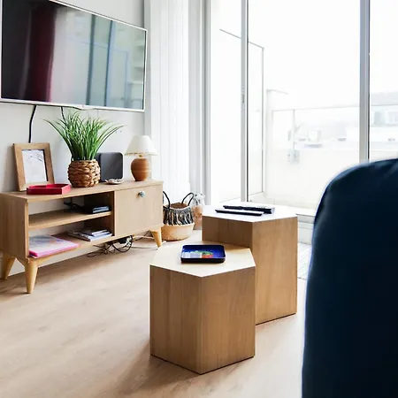 Rénové Avec Goût Et Idéalement Situé à Deux Pas Du Remblai Apartamento Les Sables-dʼOlonne