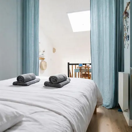 Rénové Avec Goût Et Idéalement Situé à Deux Pas Du Remblai * Les Sables-dʼOlonne